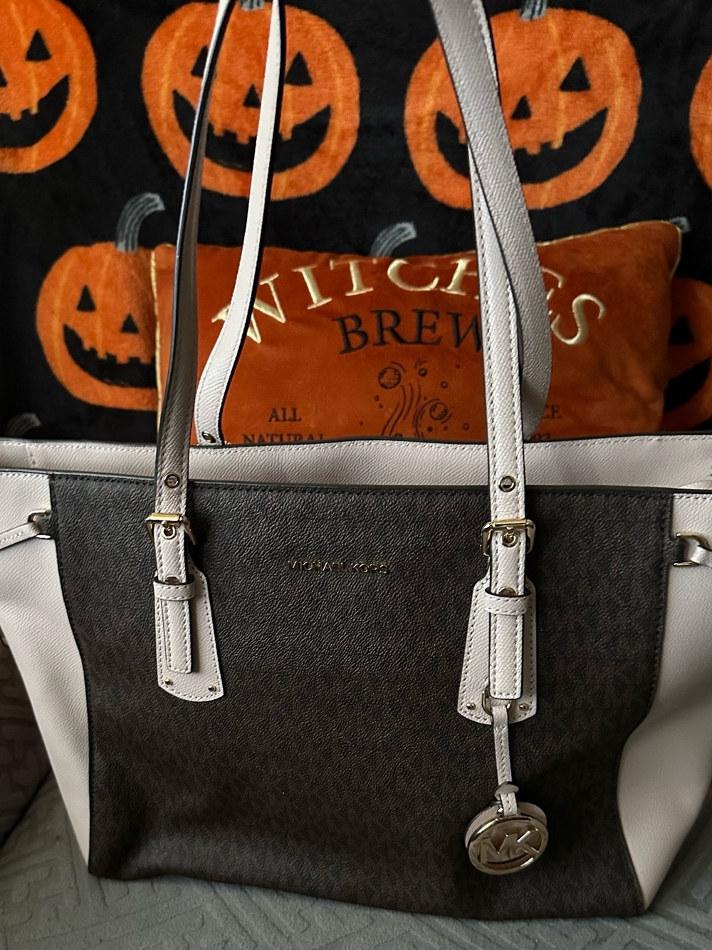 Michael Kors Signature Tote